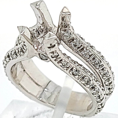 14 Karat White Gold Ring 8.73gr