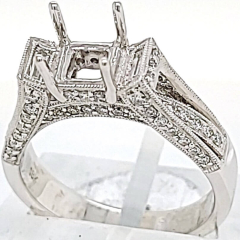 18 Karat White Gold Engagement Ring | Round Diamonds 0.47cts 