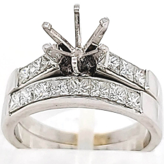 18 Karat White Gold Wedding Set 8.3gr | 14 Princess Cut Diamonds 1.01cts 