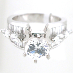 14 Karat White Gold Engagement Ring 1.62 carats