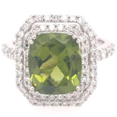 14 Karat White Gold Ring 5.5gr