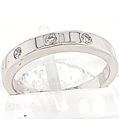 14 Karat White Gold Band 3.66gr