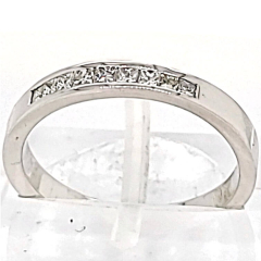 14 Karat White Gold Band 2.82gr