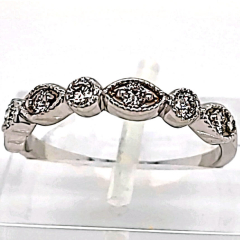 14 Karat White Gold Band | Prong Set Round Diamonds 0.25cts 