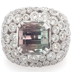 14 Karat White Gold Ring 11gr 