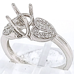 18 Karat White Gold Engagement Ring | Round Diamonds 0.15cts