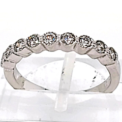 14 Karat White Gold Band 2.8gr