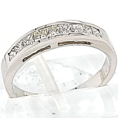 14 Karat White Gold Bands 3gr