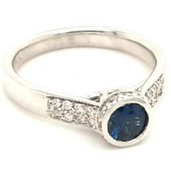 14 Karat White Gold Ring 5gr