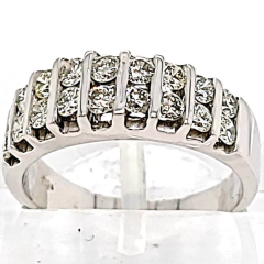 14 Karat White Gold Band 5gr
