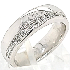 14 Karat White Gold Band 9gr