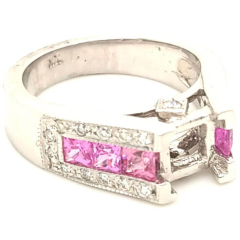 14 Karat White Gold Ring 8.79gr